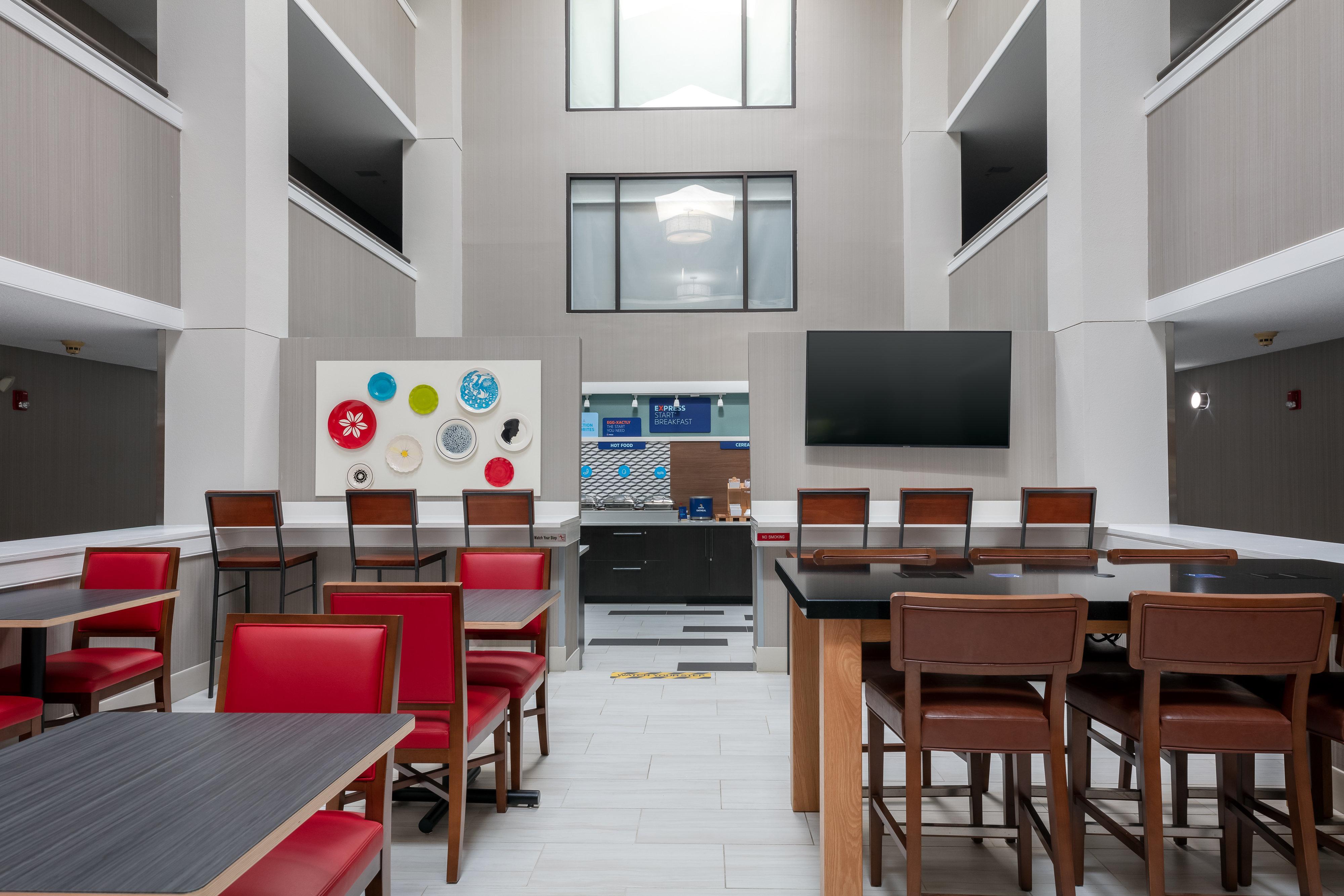 Holiday Inn Express & Suites Milton East I-10 By Ihg Buitenkant foto