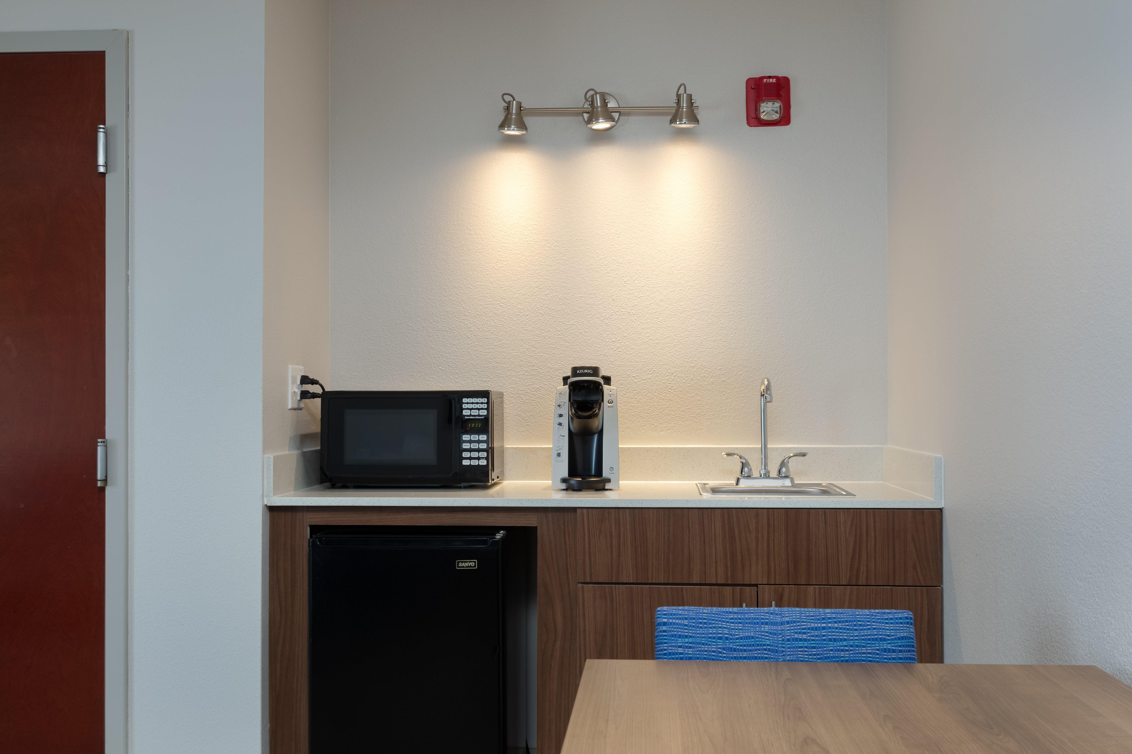 Holiday Inn Express & Suites Milton East I-10 By Ihg Buitenkant foto
