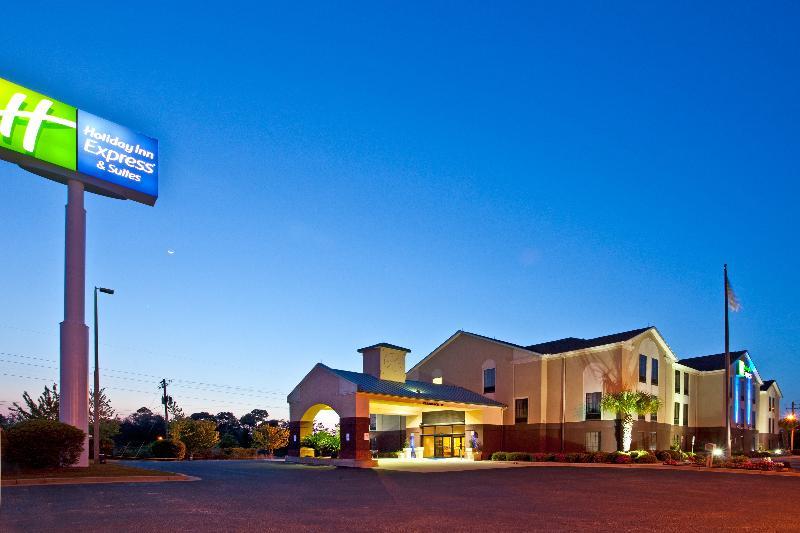 Holiday Inn Express & Suites Milton East I-10 By Ihg Buitenkant foto