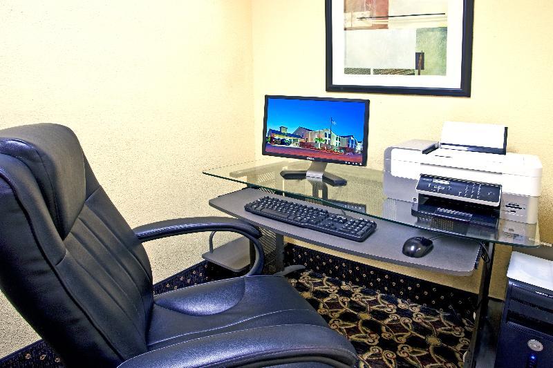 Holiday Inn Express & Suites Milton East I-10 By Ihg Buitenkant foto